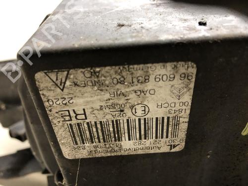 Used Right headlight CITROËN C6 (TD_) 2.7 HDi (204 hp) 20612986