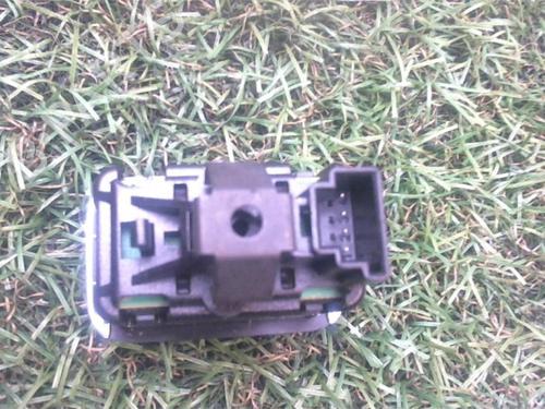 Switch MERCEDES-BENZ GLA-CLASS (X156) GLA 180 CDI / d (156.912) | BP13037197I30