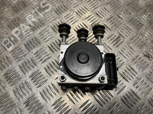 Abs pomp VW POLO V (6R1, 6C1) 1.2 (70 hp) 32330133