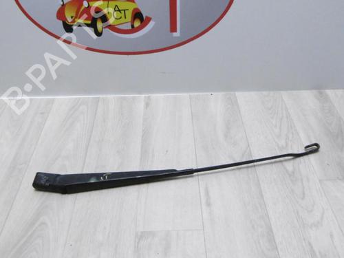 Used Front windshield wiper arm Front windshield wiper arm 13130935 13130935