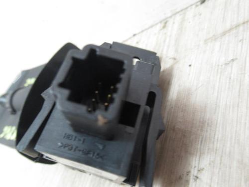 Used Switch Switch RENAULT MEGANE III Coupe (DZ0/1_) 1.5 dCi (DZ09, DZ0D, DZ1F, DZ1G, DZ14, DZ29) (110 hp) 13134094 13134094