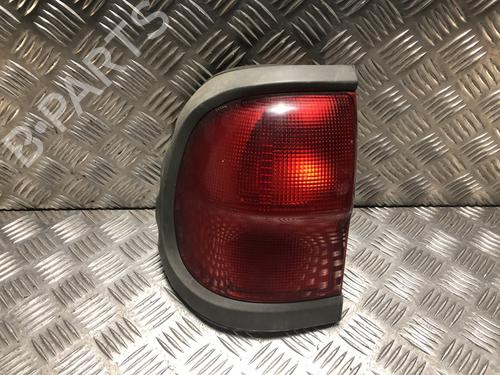 Feu arrière gauche Feu arrière gauche NISSAN TERRANO II (R20) 2.7 TD 4WD (101 hp) 34460763 34460763