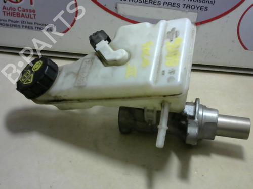 Used Brake master cylinder FORD FOCUS III 1.0 EcoBoost (100 hp) 13276836
