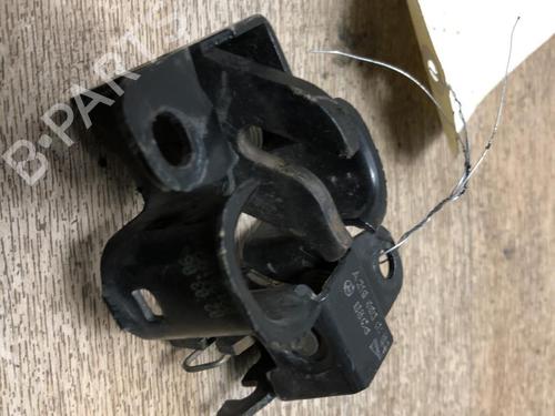 Used Hood lock MERCEDES-BENZ E-CLASS (W211) E 220 CDI (211.006) (136 hp) 20615336