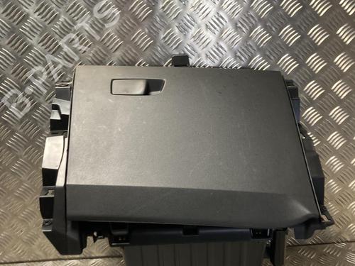 Handskerum Handskerum RENAULT CAPTUR II (HF_) TCe 130 (HFMF) (131 hp) 36412717 36412717