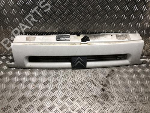 Used Grille Grille 37604887 37604887