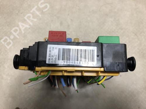 Used Fuse box PEUGEOT 208 I (CA_, CC_) 1.2 VTi 68 / PureTech 68 (68 hp) 20615012