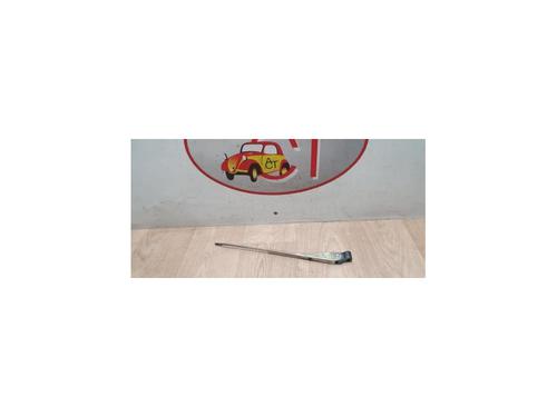 Used Front windshield wiper arm LADA NIVA Closed Off-Road Vehicle (2121, 2131) 1900 Diesel (21215) (65 hp) 13276013