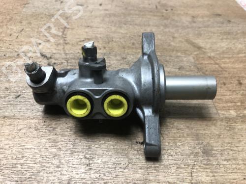 Brake master cylinder DACIA DUSTER (HS_) 1.5 dCi | BP20615728M77 - Image 2