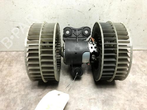Used Heater blower motor MERCEDES-BENZ VITO / MIXTO Van (W639) 110 CDI (639.601, 639.603, 639.605) (95 hp) 20620252