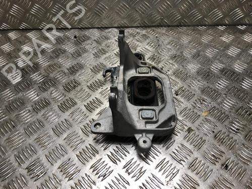 Used Engine mount RENAULT MEGANE IV Hatchback (B9A/M/N_) 1.5 dCi 110 (B9A3) (110 hp) 31201016