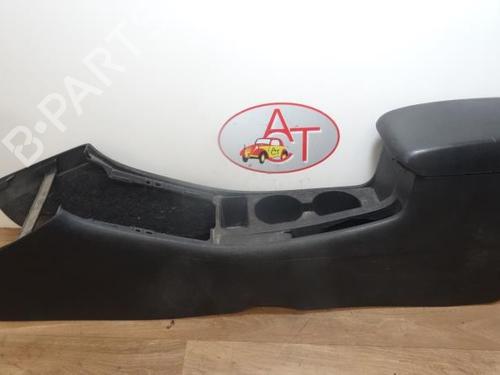 Mittelkonsole TOYOTA COROLLA (_E12_) 1.4 D (NDE120_, NDE120R) (90 hp) 31201632