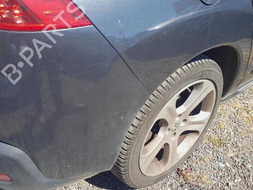 Right front fog light PEUGEOT 3008 I MPV (0U_) 1.6 HDi | BP31198872C31