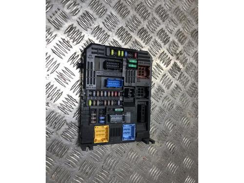 Fuse box CITROËN C3 III (SX) 1.2 VTi 82 | BP27554394E1