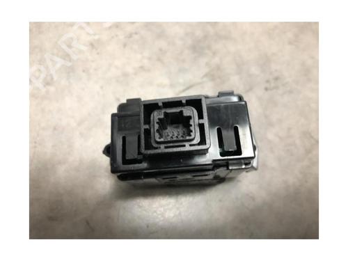 Switch RENAULT LAGUNA III (BT0/1) 1.5 dCi (BT00, BT0A, BT0T, BT1J) | BP20623278I30 