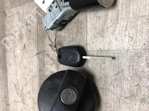 Used Ignition barrel PEUGEOT 208 I (CA_, CC_) 1.4 HDi (68 hp) 23871114