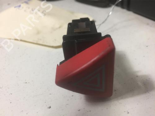 Used Warning switch AUDI A3 Sportback (8PA) 1.9 TDI (105 hp) 13228950