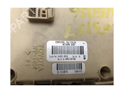 Fuse box TOYOTA COROLLA Verso (ZER_, ZZE12_, R1_) 2.0 D-4D (CUR10_, CUR10R) | BP13267668E1