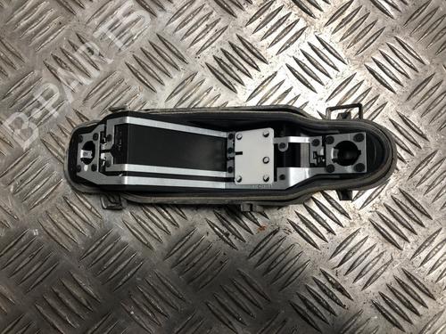 Nummerpladelys Nummerpladelys RENAULT SCÉNIC III (JZ0/1_) 1.9 dCi (JZ0J, JZ1J, JZ1K, JZ1S) (131 hp) 33735948 33735948