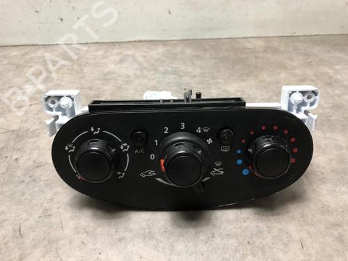 Used Climate control DACIA LOGAN MCV II TCe 90 (K8M1, K8MA, K8AC) (90 hp) 25799837
