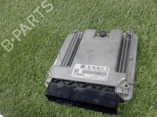 Used Engine control unit (ECU) VW GOLF PLUS V (5M1, 521) 2.0 TDI (110 hp) 24955419