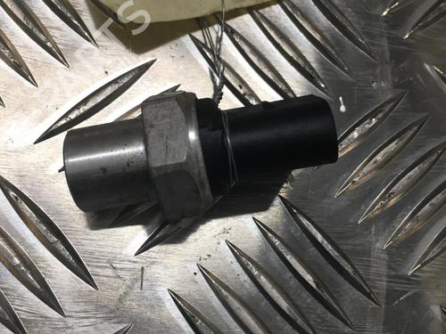 Used Electronic sensor VW GOLF VII (5G1, BQ1, BE1, BE2) 2.0 TDI 4motion (150 hp) 31196018