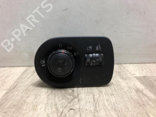 Used Headlight switch SEAT LEON (1P1) 1.6 (102 hp) 20612742