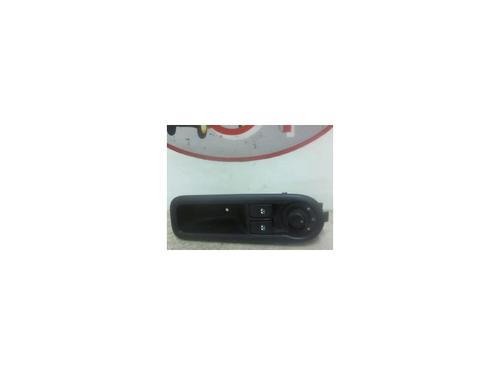 Used Left front window switch RENAULT TWINGO II (CN0_) 1.2 16V (CN0K, CN0V, CN0A) (76 hp) 13280378