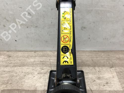 Jack Kit FIAT BRAVO I (182_) 1.4 (182.AA) (80 hp) 25306307