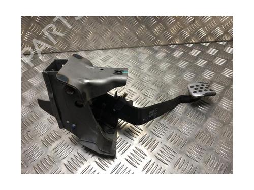 Clutch pedal NISSAN X-TRAIL I (T30) 2.2 Di 4x4 | BP23966245I13 