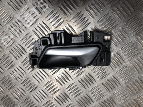 Maniglia interna anteriore sinistra PEUGEOT 308 II (LB_, LP_, LW_, LH_, L3_) 1.6 HDi 100 (99 hp) 31199066