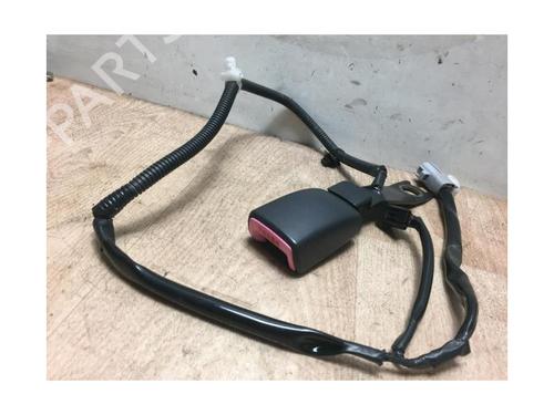 Seat buckle TOYOTA COROLLA Verso (ZER_, ZZE12_, R1_) 2.0 D-4D (CUR10_, CUR10R) | BP13229186I32 