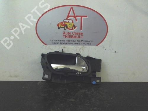 Used Front right interior door handle PEUGEOT 407 (6D_) 1.8 (6D6FZB) (116 hp) 12970241