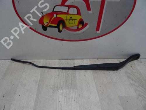 Used Front windshield wiper arm CITROËN C3 II (SC_) 1.4 (73 hp) 13279355