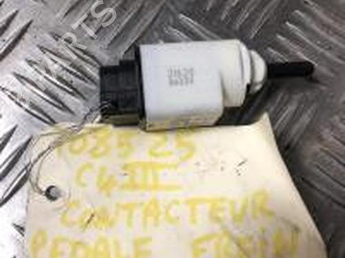 Used Switch CITROËN C4 III (BA_, BB_, BC_) ë-C4 (BCZKXC, BZCKSC) (136 hp) 30755201