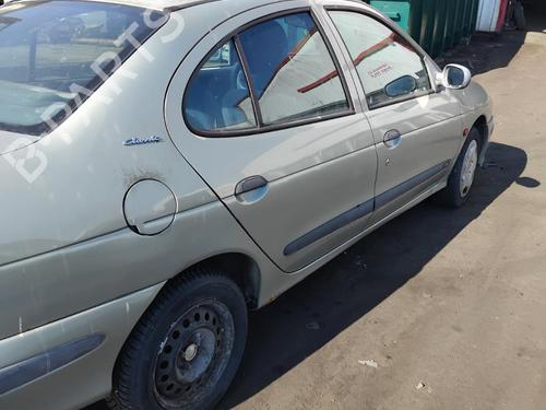 Used Parts RENAULT MEGANE I Classic (LA0/1_)  1.6 e (LA0F, LA0S)  4952075