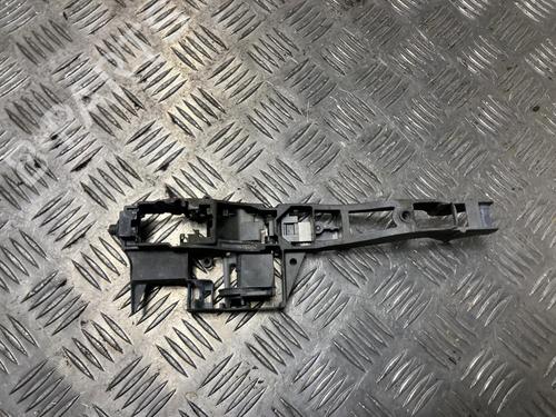 front-left-exterior-door-handle-peugeot-5008-0u_-0e_-2009-2010-2011-2012-2013-2014-2015-2016-2017-32766424 main image