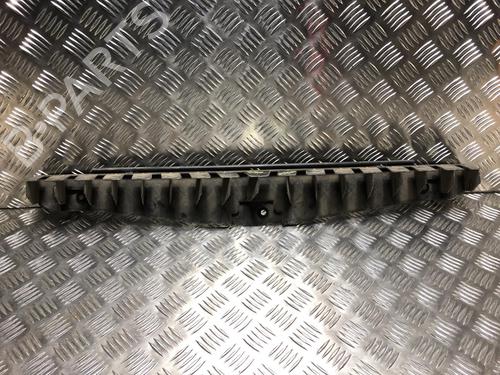 Used Rear bumper bracket Rear bumper bracket 21589027 21589027