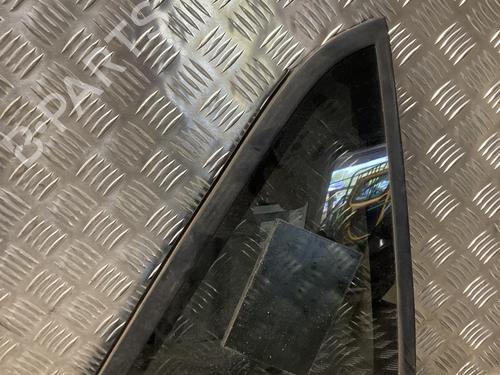 Used Rear left quarter glass Rear left quarter glass 37639921 37639921