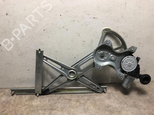 Used Front right window mechanism TOYOTA YARIS (_P9_) 1.33 VVT-i (NSP90_, NSP90R) (100 hp) 30785856