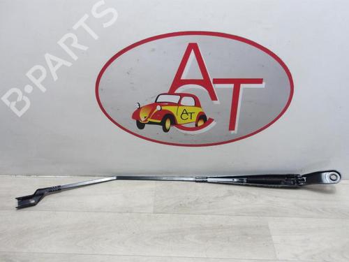Front windshield wiper arm PEUGEOT 2008 I (CU_) 1.2 PureTech 82 | BP15529525C143 