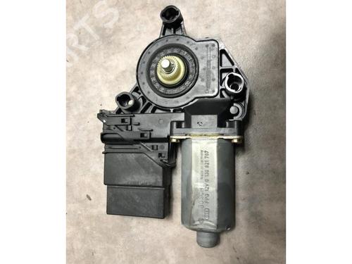 Left rear window motor VW GOLF IV (1J1) 1.4 16V | BP20617808E23
