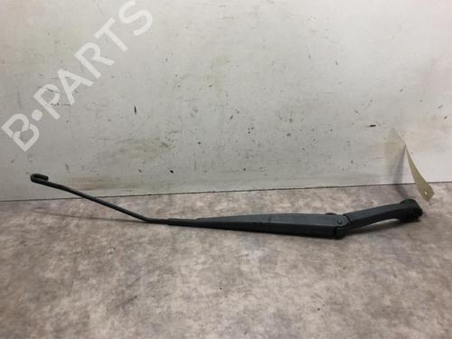 Used Front windshield wiper arm CHEVROLET SPARK (M300) 1.0 (68 hp) 20618324