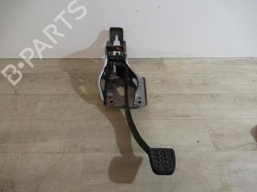 Used Break pedal TOYOTA COROLLA Verso (ZER_, ZZE12_, R1_) 2.2 D-4D (AUR10_, AUR10R) (136 hp) 12967070