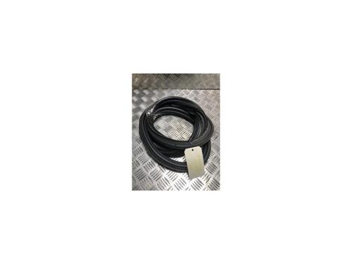 Used Rubber door seal PEUGEOT 208 II (UB_, UP_, UW_, UJ_) 1.2 PureTech 75 (75 hp) 27600159