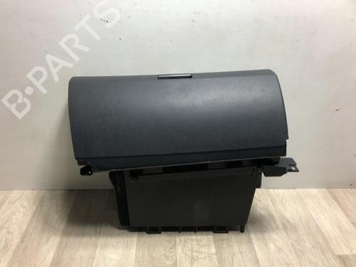 Used Glove box MERCEDES-BENZ B-CLASS Sports Tourer (W245) B 180 CDI (245.207) (109 hp) 20613088