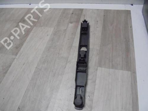 Nummerpladelys RENAULT KANGOO Express (FC0/1_) D 65 1.9 (FC0E, FC02, FC0J, FC0N) (64 hp) 13290549