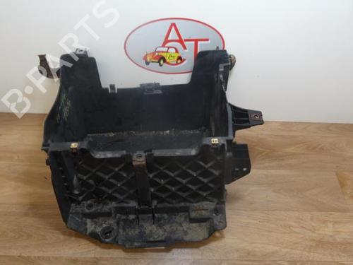 Used Support RENAULT MEGANE III Hatchback (BZ0/1_, B3_) 1.5 dCi (106 hp) 13132895