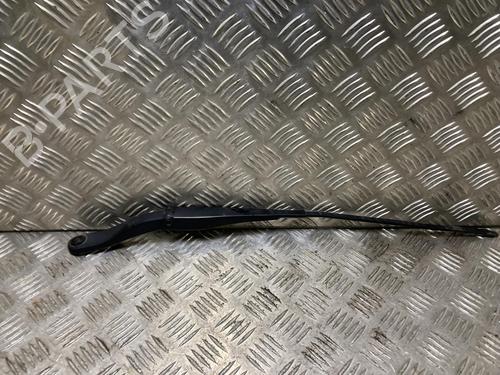 Used Front windshield wiper arm Front windshield wiper arm DACIA DUSTER (HM_) 1.6 SCe 115 4x4 (HMM1) (115 hp) 33556351 33556351