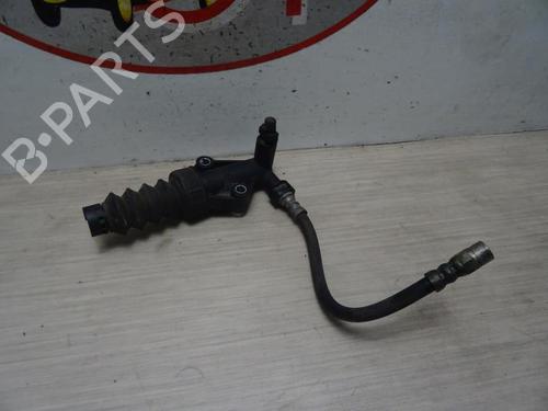 Used Clutch slave cylinder FIAT GRANDE PUNTO (199_) 1.2 (65 hp) 28286879